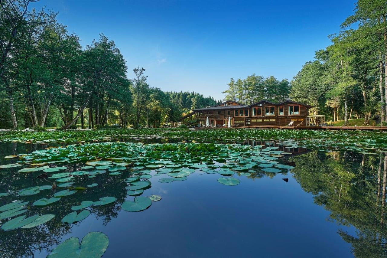 Pikol Lake Village Wine Estate Nova Gorica Exterior foto